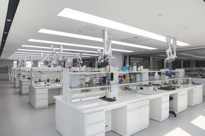 国家认可实验室！阿道夫科研创新实验室获得CNAS认可，引领生物科技研究开发新篇章